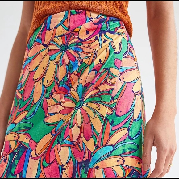 Farm Rio for Anthropologie banana print faux wrap skirt - Picture 2 of 9